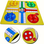 Une version simplifiée de l'échecs volants à quatre personnes avec 16 pièces d'échecs + tapis d'échecs + dés, un design polyvalent et léger pour le divertissement à tout moment et n'importe où.