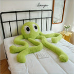 Adorable Coussin Peluche de Pieuvre à Longues Pattes Vert – Jouet Animal en Peluche Mignon avec Grands Yeux, Parfait pour la Fête des Mères, Anniversaires, Pâques & Cadeaux de Vacances, Décoration Confortable pour la Maison, Décor de Salle de Bain Octopus